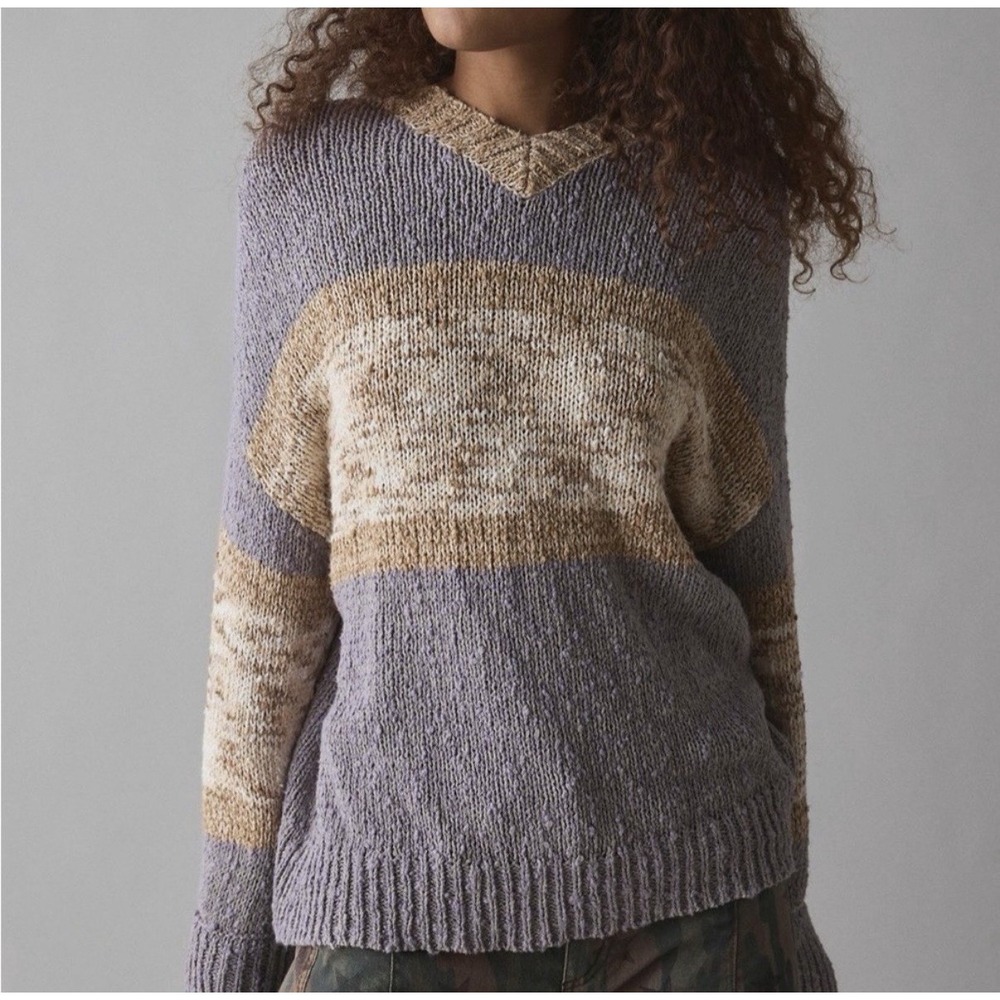 NEW BDG Urban Outfitters Gray Striped Oversized V-Neck Sweater Womens Small Knit